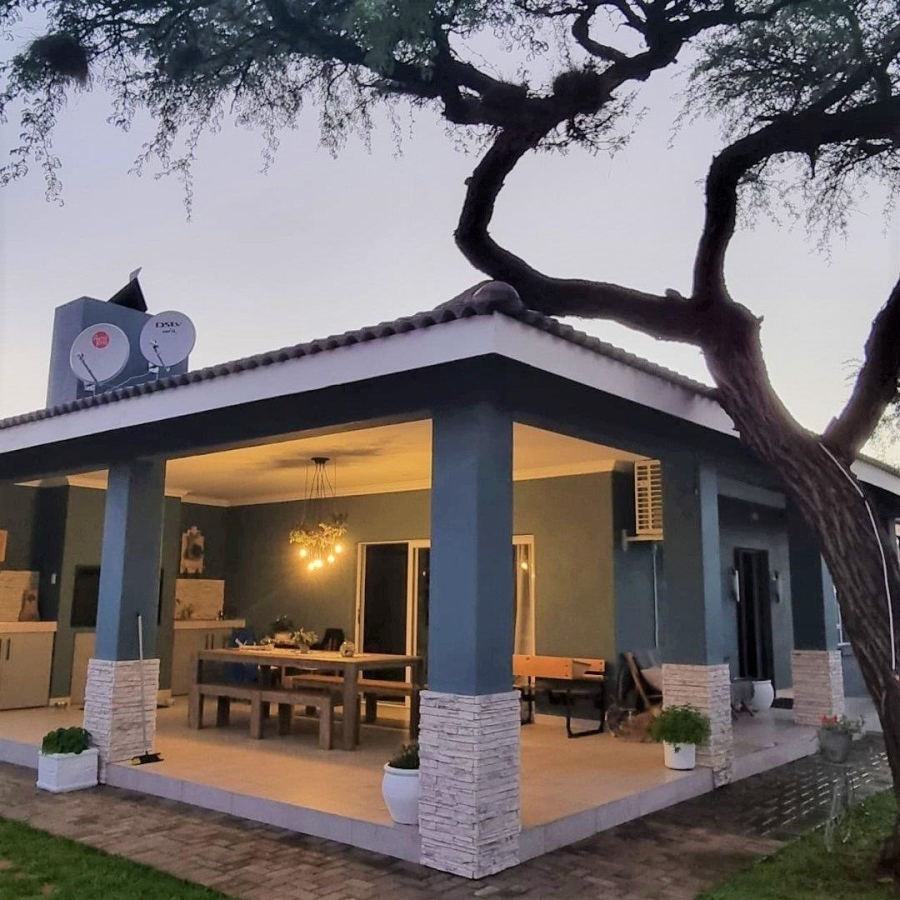 6 Bedroom Property for Sale in Kathu Northern Cape